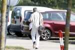 Vinkeveen 20 juni 2017
Rob Oudkerk loopt vanaf een recreatiewoning in Vinkeveen naar zijn auto