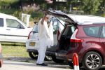 Vinkeveen 20 juni 2017
Rob Oudkerk loopt vanaf een recreatiewoning in Vinkeveen naar zijn auto