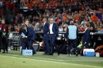 Rotterdam 9 juni 2017
Nederland - Luxemburg in de kuip . De wedstrijd dat Wesley Sneijder record international wordt en waar Ruud Gullit en Dick Advocaat voor het eerst bondscoach en assistent zijn. Yolanthe Sneijder Cabau zit op de tribune met zoons Jessey en Xess Xava