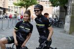 Alkmaar 17 mei 2017
Olcay Gulsen Leontie v Moorsel en Simon Keizer fiets voor de kankerbestrijding