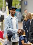 Amsterdam 17 juni 2017
Premiere Verschrikkelijke Ikke in Pathe Arena. Sunnery james met zijn zoon Phyllon Gorre