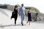 Zandvoort 1 juni 2017 
Boekpresentatie Peter Romer en zijn vrouw Anet Hock in standtent Rapa Nui . Hun kinderen waaronder Thijs en Nienke kregen het eerste boek. Het boek heet en nu ik! Thijs kwam voor het eerst met zijn nieuwe vriendin Igone de Jongh en zijn dochter Sammie