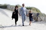 Zandvoort 1 juni 2017 
Boekpresentatie Peter Romer en zijn vrouw Anet Hock in standtent Rapa Nui . Hun kinderen waaronder Thijs en Nienke kregen het eerste boek. Het boek heet en nu ik! Thijs kwam voor het eerst met zijn nieuwe vriendin Igone de Jongh en zijn dochter Sammie