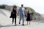 Zandvoort 1 juni 2017 
Boekpresentatie Peter Romer en zijn vrouw Anet Hock in standtent Rapa Nui . Hun kinderen waaronder Thijs en Nienke kregen het eerste boek. Het boek heet en nu ik! Thijs kwam voor het eerst met zijn nieuwe vriendin Igone de Jongh en zijn dochter Sammie