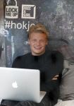 Amsterdam 16 mei 2017 
Free a Girl . lock me up met Thomas Berge Cassidy Roeks Hannelore Zwitserlood Niels Geusebroek en Marieke t Hart. Ze zitten opgesloten op het hoofdkantoor van de telegraaf.
