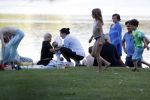 Amsterdam Amsterdamse Bos 17 juni 2017
Vincent Croiset met zijn zoons , zijn vriendin Tina de Bruin en hun baby Teddy , Annemarie Jung en Eva v d Gught met man en dochter