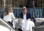 Amsterdam 29 mei 2017 
Victor Muller met een kennis op terras bij George