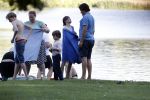 Amsterdam Amsterdamse Bos 17 juni 2017
Vincent Croiset met zijn zoons , zijn vriendin Tina de Bruin en hun baby Teddy , Annemarie Jung en Eva v d Gught met man en dochter