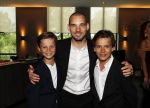 Utrecht 11 juni 2017
Gala van Wesley Sneijder in het v d Valk Hotel Utrecht. Wesley met Daniel de Vries en een vriendje