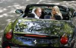 Amsterdam 1 juni 2017
Opnames videoclip Wesly Bronkhorst met model Mandy de Poel in Ferrari