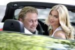 Amsterdam 1 juni 2017
Opnames videoclip Wesly Bronkhorst met model Mandy de Poel in Ferrari