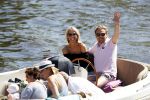 Amsterdam 26 mei 2017 
Wesly Bronkhorst met zijn nieuwe vriendin Marieke v Rootselaar en familie aan het varen met zijn sloep