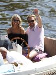 Amsterdam 26 mei 2017 
Wesly Bronkhorst met zijn nieuwe vriendin Marieke v Rootselaar en familie aan het varen met zijn sloep