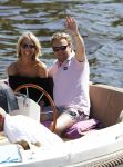Amsterdam 26 mei 2017 
Wesly Bronkhorst met zijn nieuwe vriendin Marieke v Rootselaar en familie aan het varen met zijn sloep