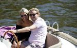 Amsterdam 26 mei 2017 
Wesly Bronkhorst met zijn nieuwe vriendin Marieke v Rootselaar en familie aan het varen met zijn sloep