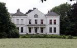 Zeist 13 juni 2017
Wibi Soerjadi rijdt in zijn Bentley naar zijn huis