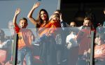 Rotterdam 9 juni 2017
Nederland - Luxemburg in de kuip . De wedstrijd dat Wesley Sneijder record international wordt en waar Ruud Gullit en Dick Advocaat voor het eerst bondscoach en assistent zijn. Yolanthe Sneijder Cabau zit op de tribune met zoons Jessey en Xess Xava