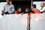 Rotterdam 9 juni 2017
Nederland - Luxemburg in de kuip . De wedstrijd dat Wesley Sneijder record international wordt en waar Ruud Gullit en Dick Advocaat voor het eerst bondscoach en assistent zijn. Yolanthe Sneijder Cabau zit op de tribune met zoons Jessey en Xess Xava