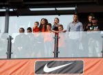 Rotterdam 9 juni 2017
Nederland - Luxemburg in de kuip . De wedstrijd dat Wesley Sneijder record international wordt en waar Ruud Gullit en Dick Advocaat voor het eerst bondscoach en assistent zijn. Yolanthe Sneijder Cabau zit op de tribune met zoons Jessey en Xess Xava
