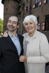Haarzuilens 6 juni 2018
Opening expositie in kasteel de haar met oa Rene Mioch Annewil Blankers Renee Soutendijk en Willeke v Ammelrooij. Annewil met zoon