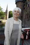 Haarzuilens 6 juni 2018
Opening expositie in kasteel de haar met oa Rene Mioch Annewil Blankers Renee Soutendijk en Willeke v Ammelrooij. Annewil met zoon