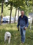 Amsterdam 29 mei 2018
Bart Bosch laat hond uit.