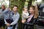 Hummelo 10 mei 2018
Onthulling standbeeld rockgroep Normaal met de bandleden Bennie Jolink, Ferdi Joly, Willem Terhorst en de partner van het overleden lid Jan Manschot