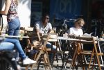 Amsterdam 23 mei 2018
Bryan Roy op terras.