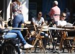 Amsterdam 23 mei 2018
Bryan Roy op terras.