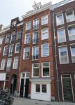 Amsterdam 21 mei 2018
Candy Dulfer met haar nieuwe vriend Rafael Nagelkerke. Candy heeft nieuw huis gekocht en Rafael heeft de sleutel.
