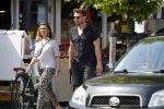 Amsterdam 21 mei 2018
Candy Dulfer met haar nieuwe vriend Rafael Nagelkerke. Candy heeft nieuw huis gekocht en Rafael heeft de sleutel.