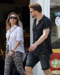 Amsterdam 21 mei 2018
Candy Dulfer met haar nieuwe vriend Rafael Nagelkerke. Candy heeft nieuw huis gekocht en Rafael heeft de sleutel.