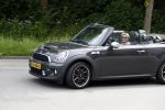 Amsterdam 1 juni 2018
Caroline Tensen in haar mini cooper cabrio.