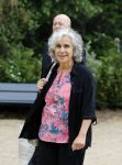Amsterdam 24 mei 2018
Begrafenis Natascha Emanuels op begraafplaats zorgvlied. Cilly Dartell met man