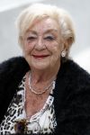 Ibiza 4 mei 2018
Dave Roelvink met zijn oma en vriendin voor opnames van de soap op ibiza.