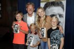 Katwijk 14 mei 2018
Boekpresentatie Dirk Kuyt in aanwezigheid van zijn kinderen en vrouw Gertrude.