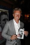 Katwijk 14 mei 2018
Boekpresentatie Dirk Kuyt in aanwezigheid van zijn kinderen en vrouw Gertrude.