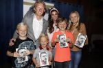 Katwijk 14 mei 2018
Boekpresentatie Dirk Kuyt in aanwezigheid van zijn kinderen en vrouw Gertrude.