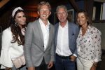 Katwijk 14 mei 2018
Boekpresentatie Dirk Kuyt in aanwezigheid van zijn kinderen en vrouw Gertrude. Dirk Gertrude Rob en Esther jansen
