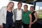 Katwijk 14 mei 2018
Boekpresentatie Dirk Kuyt in aanwezigheid van zijn kinderen en vrouw Gertrude. Dirk met zijn moeder en zussen
