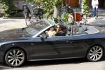 Amsterdam 29 mei 2018
Dirk Zeelenberg met kinderen in audi A5 cabrio.