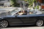 Amsterdam 29 mei 2018
Dirk Zeelenberg met kinderen in audi A5 cabrio.