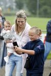 Beverwijk, 2 Juni 2018
Jaarlijks terugkerend voetbaltoernooi Rafael v d Vaart.
Estavana Polma en Jesslynn v d Vaart