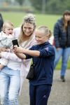Beverwijk 2 juni 2018
Voetbaltournooi Rafael v d Vaart bij zijn oude club de Kennemers.
Zijn zoon Damian doet mee met zijn duitse Club Victoria. ( sponsor Meis interpreis)
Estavan Polman kwam met hun dochter Jesslynn . Ook Rafael zijn vader Ramone en moeder Lolita waren aanwezig.