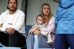 Beverwijk 2 juni 2018
Voetbaltournooi Rafael v d Vaart bij zijn oude club de Kennemers.
Zijn zoon Damian doet mee met zijn duitse Club Victoria. ( sponsor Meis interpreis)
Estavan Polman kwam met hun dochter Jesslynn . Ook Rafael zijn vader Ramone en moeder Lolita waren aanwezig.
