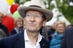 Hummelo 10 mei 2018
Onthulling standbeeld rockgroep Normaal met de bandleden Bennie Jolink, Ferdi Joly, Willem Terhorst en de partner van het overleden lid Jan Manschot