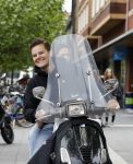 Amsterdam 23 mei 2018
Floris Feilzer met vriendin op vespa scooter.