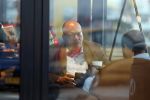 Amersfoort 8 juni 2018
Fred Teeven drinkt kopje koffie met een relatie bij de starbucks.