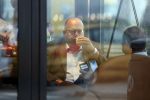 Amersfoort 8 juni 2018
Fred Teeven drinkt kopje koffie met een relatie bij de starbucks.