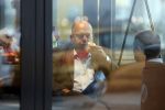 Amersfoort 8 juni 2018
Fred Teeven drinkt kopje koffie met een relatie bij de starbucks.